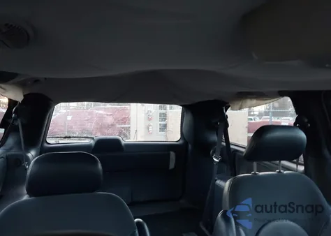 2003 Chrysler Town & Country Limited from USA, damaged, VIN 2C8GT64L73R129701